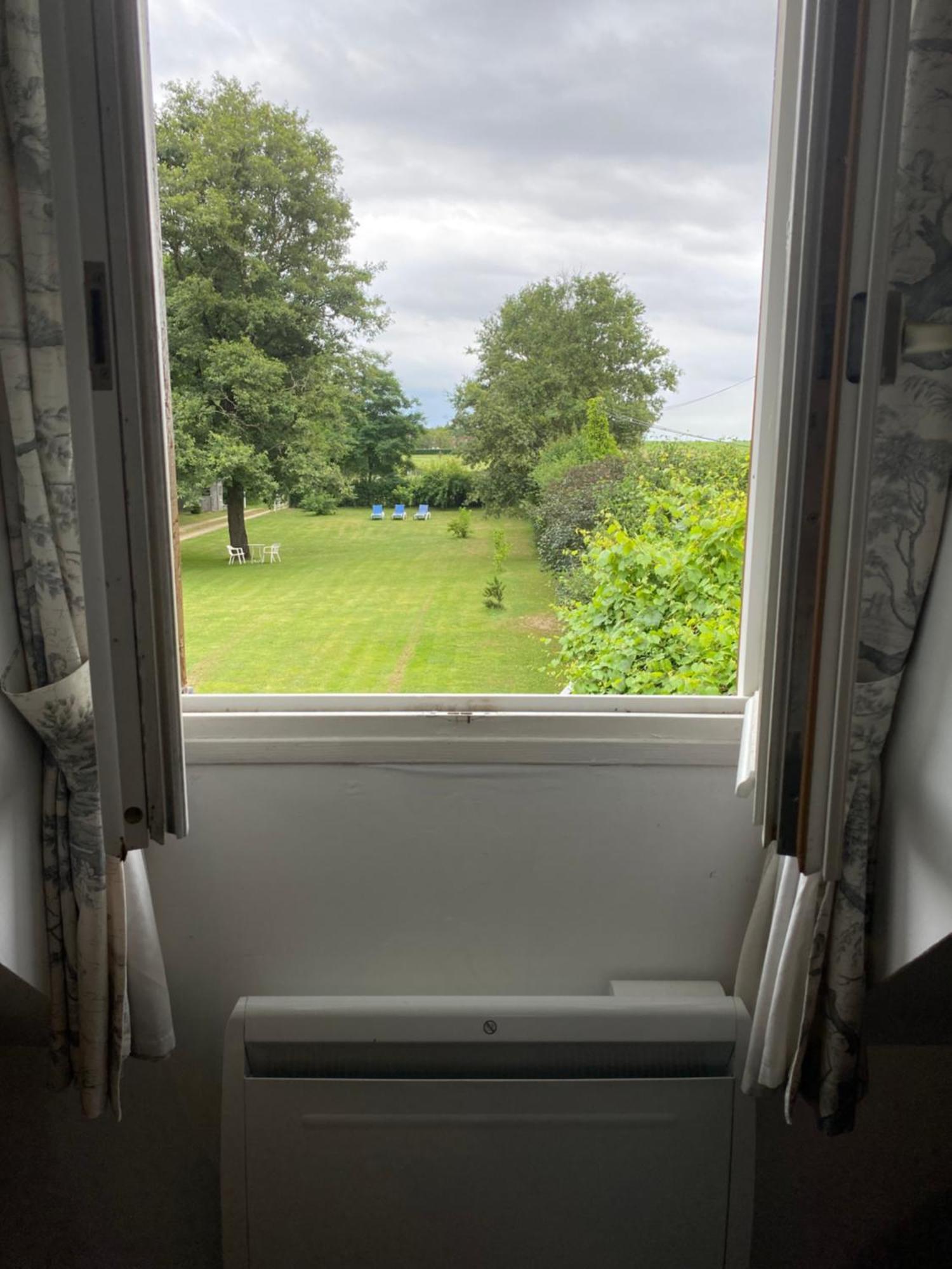 Le Clos Du Golf Dame-Marie-les-Bois エクステリア 写真